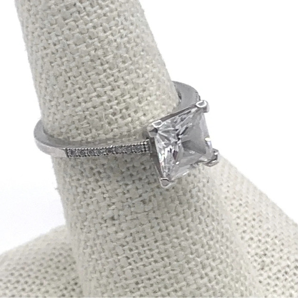 Tocara Sterling Silver CZ Solitaire Ring 6.5 - Picture 2 of 5